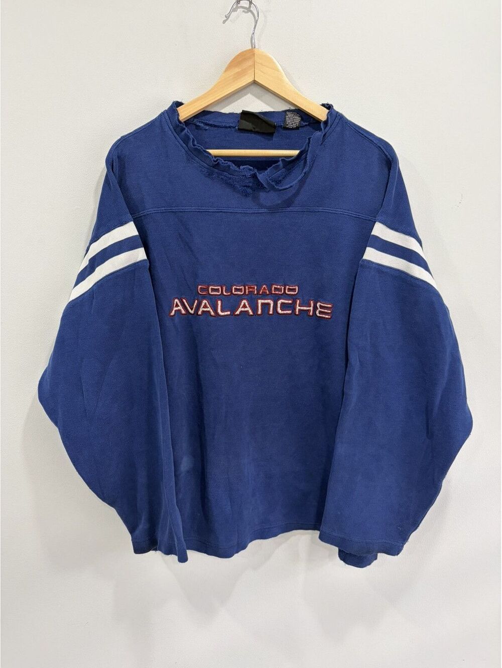 Vintage Colorado Avalanche Thrashed Sweater crewneck